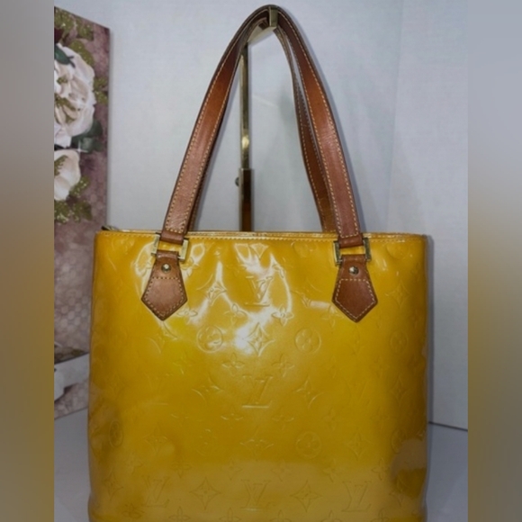 LOUIS VUITTON Vernis Houston handbag - Picture 6 of 16